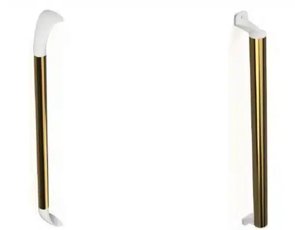Dos vistas del Tirador 50 Sencillo para puerta, con cuerpo central en color dorado y soportes de fijación en blanco.